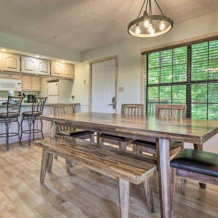 Rustic Pigeon Forge Home With Private Hot Tub! Luaran gambar