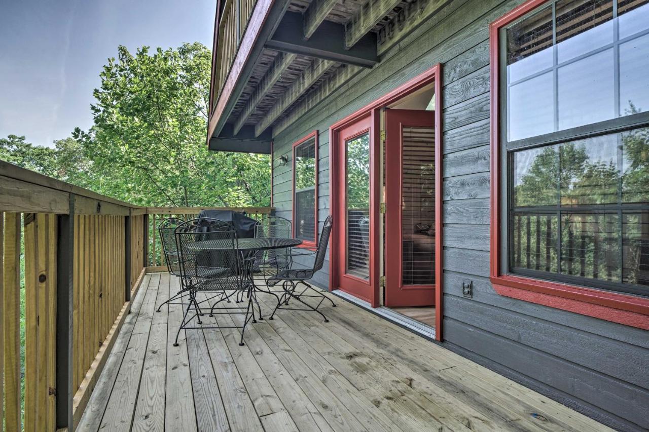 Rustic Pigeon Forge Home With Private Hot Tub! Luaran gambar