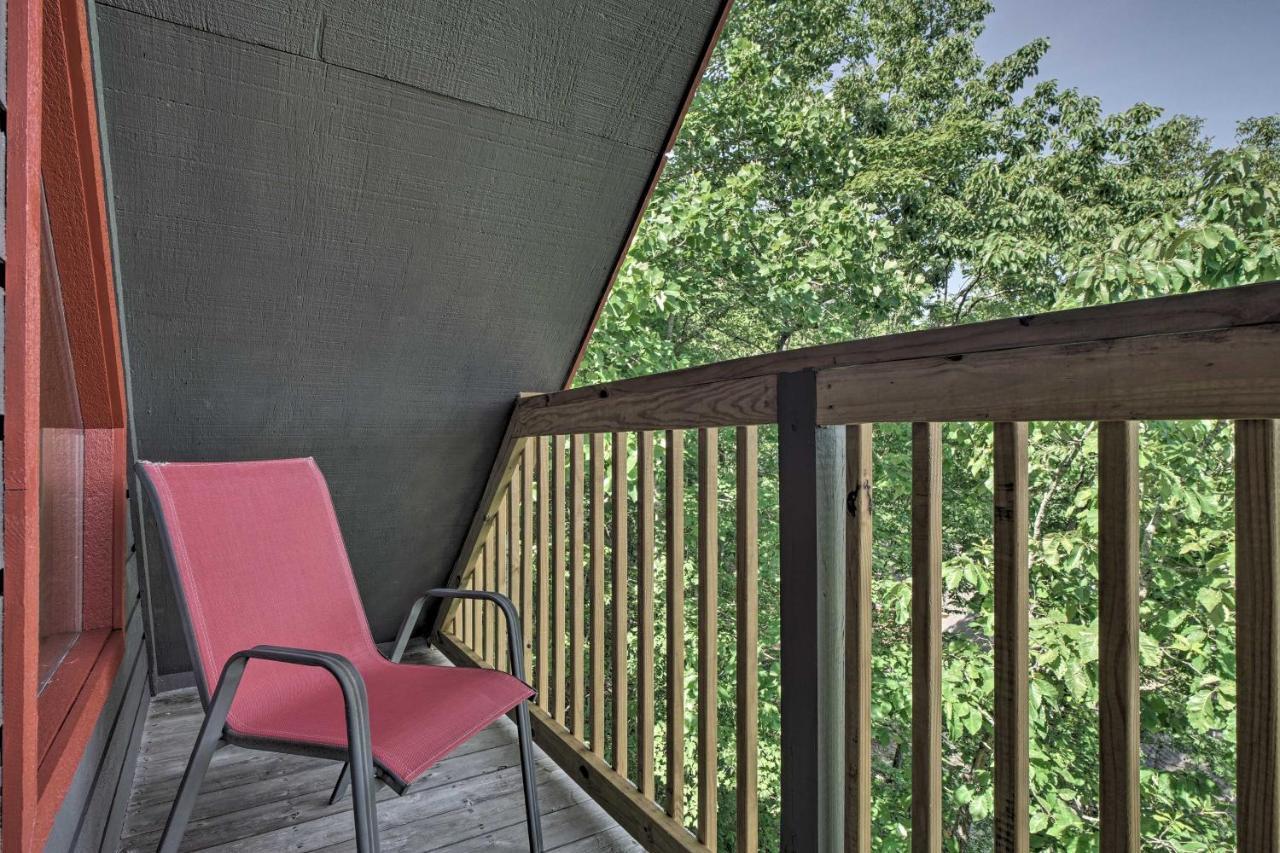 Rustic Pigeon Forge Home With Private Hot Tub! Luaran gambar